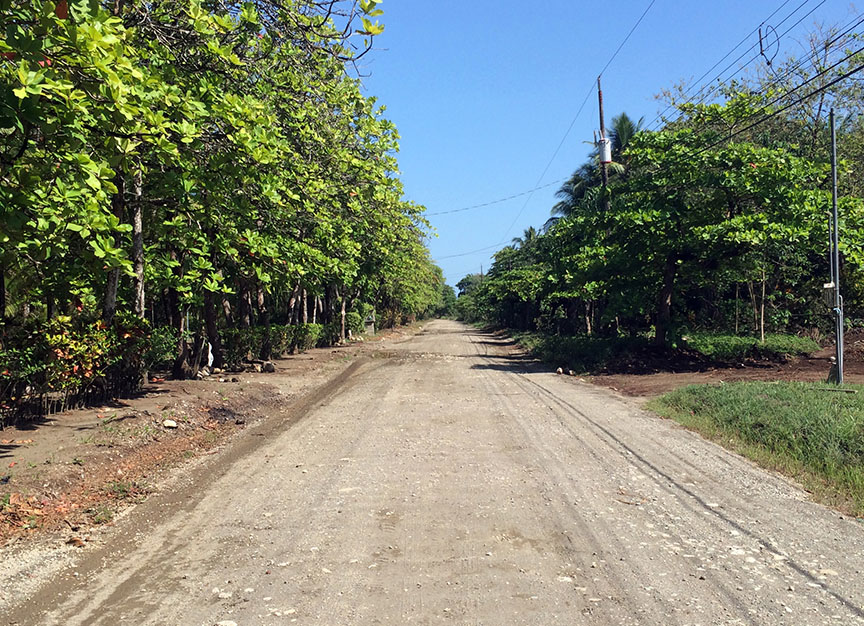 Die Straße von Playa Zancudo