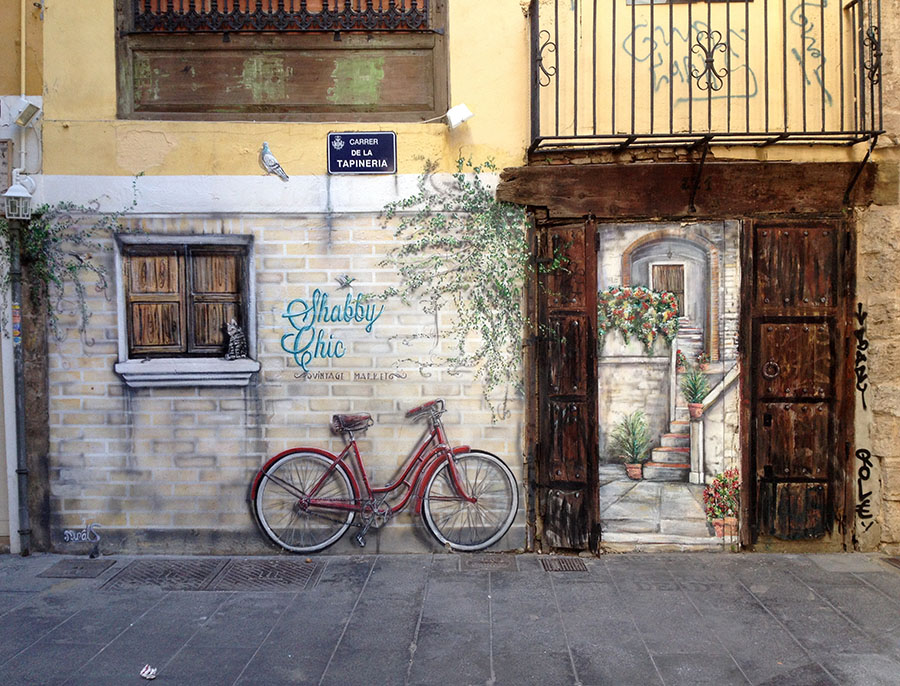 Wandmalerei in den kleinen Gassen von Valencia